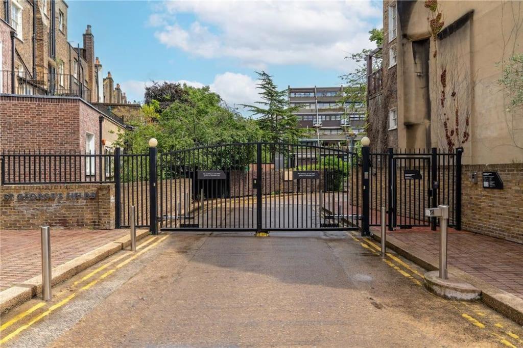 Hyde Park Apartment - 5 Sleeps - Parking Londra Dış mekan fotoğraf